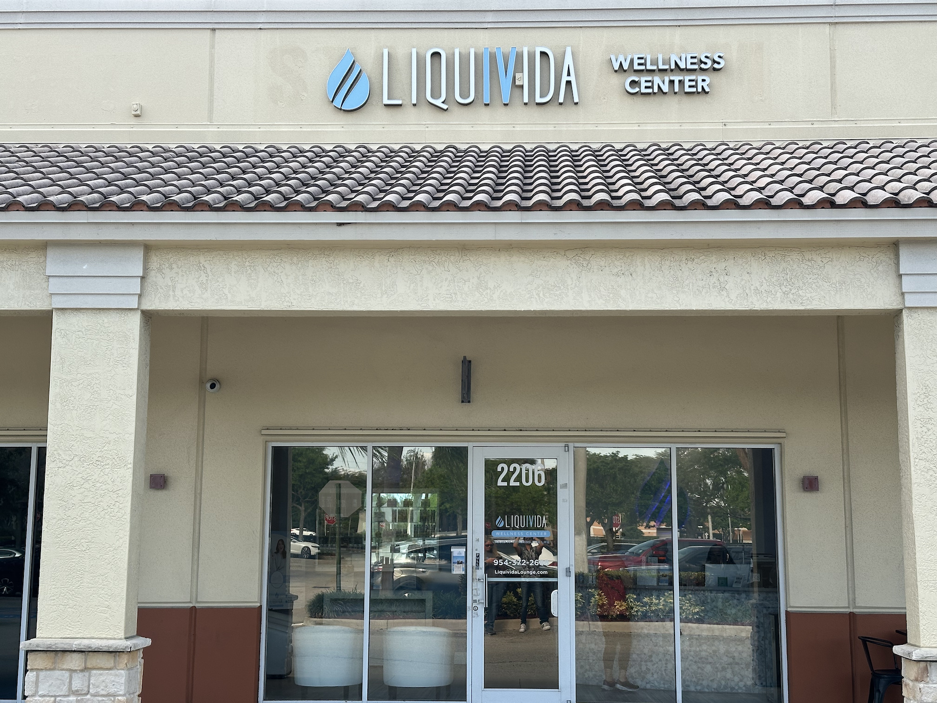 Liquivida Pembroke Pines front