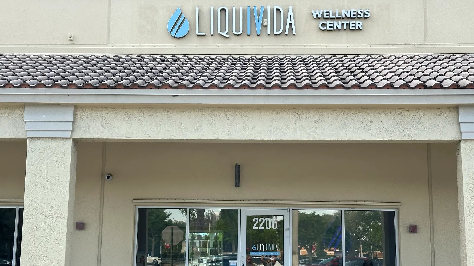 Liquivida Pembroke Pines Storefront