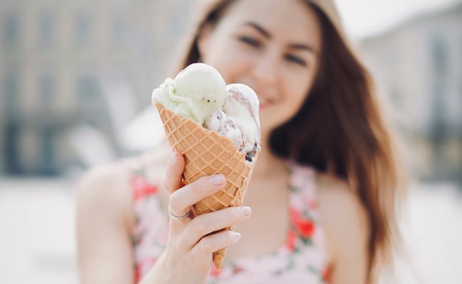 Sugar Cravings Why We Crave Sweets and How to Stop It liquivida lounge